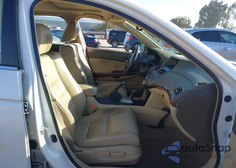 2008 Honda Accord 3.5 Ex-L from USA, damaged, VIN 1HGCP36848A027085